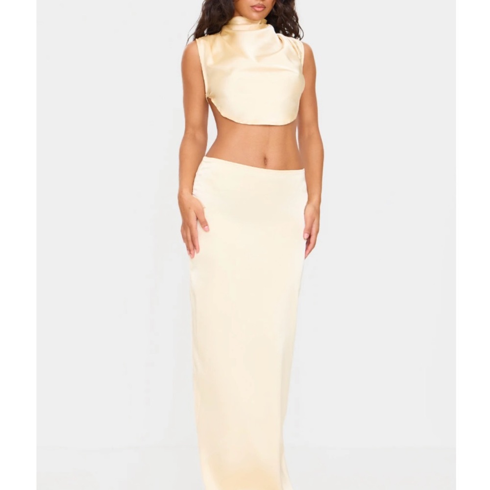 PrettyLittleThing Cream Maxi Pencil Skirt Set